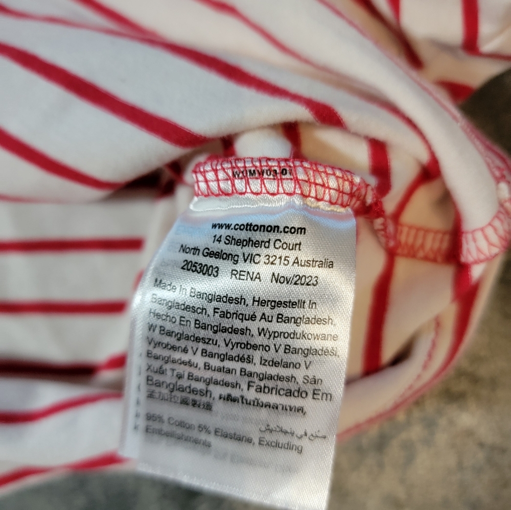 Cotton On micro crop T-shirt in red stripe Large - Picture 2 of 4